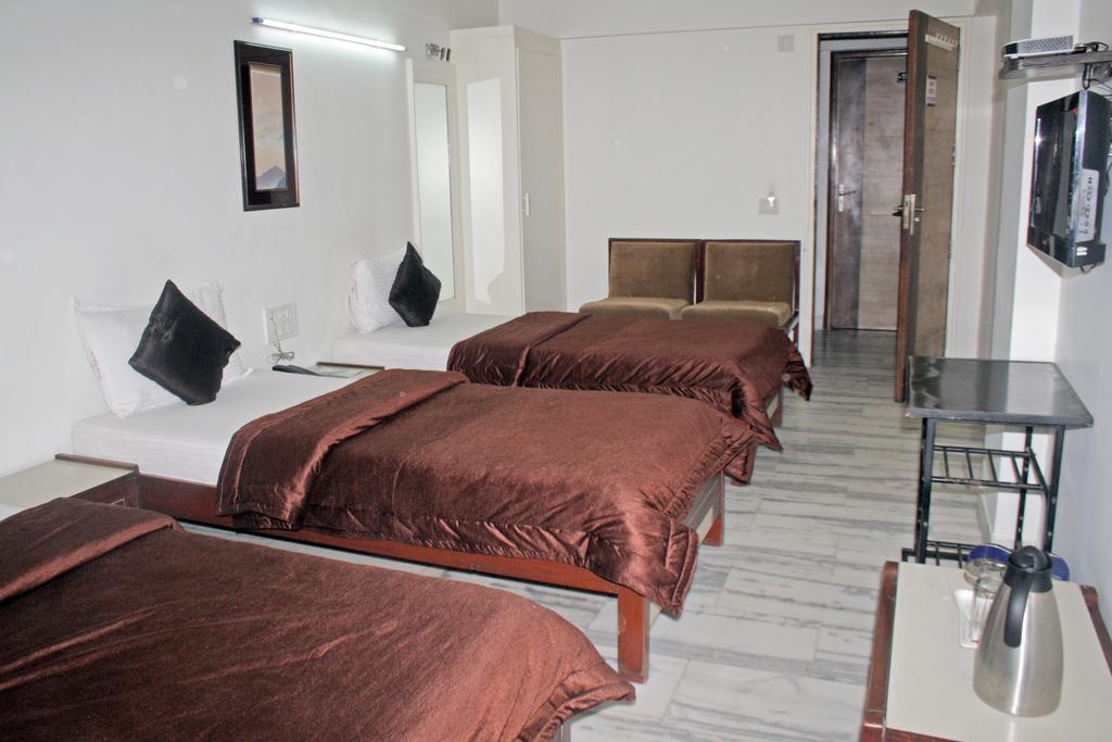 Hotel Balwas Ahmedabad Exterior photo