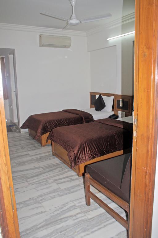 Hotel Balwas Ahmedabad Exterior photo